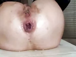 Megan senar, sayang. ...